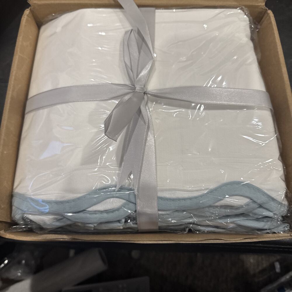 HomeChoice Decor Queen Bed Skirt Dust Ruffle White Aqua N60022 New